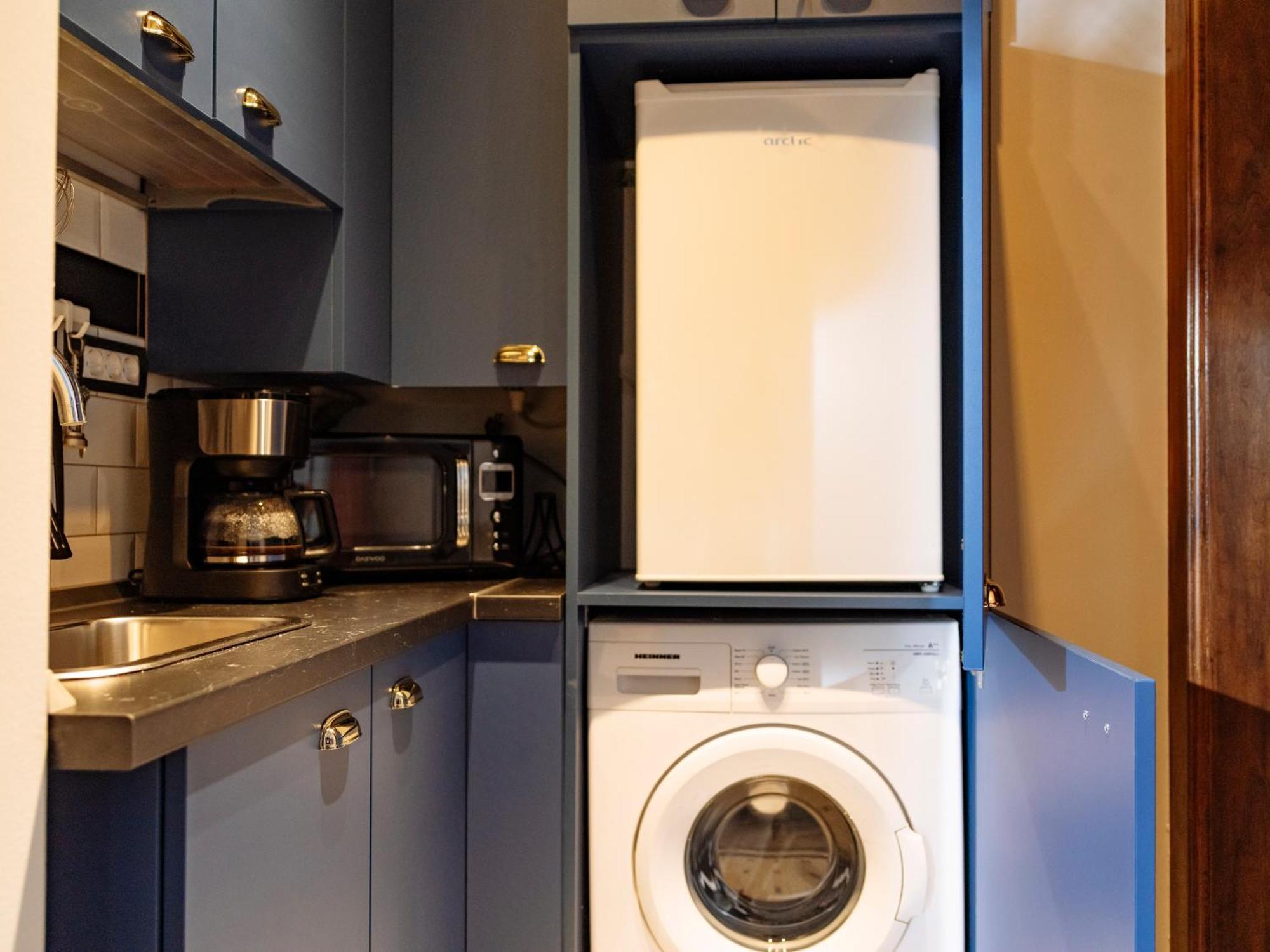Petite Maison Sur Le Boulevard Bucureşti Ngoại thất bức ảnh